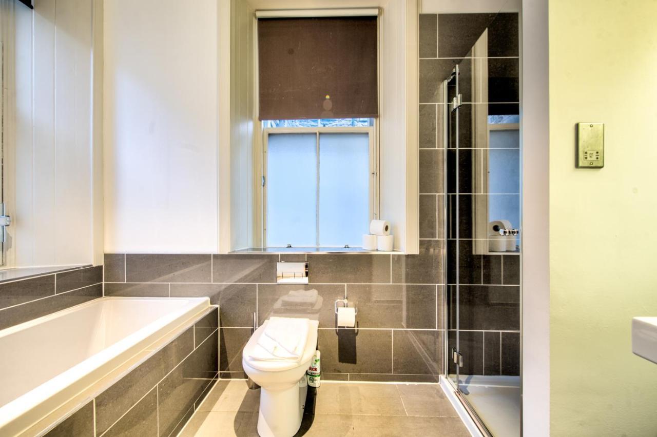 Sumptuous 2br Next To Castle! Edimburgo